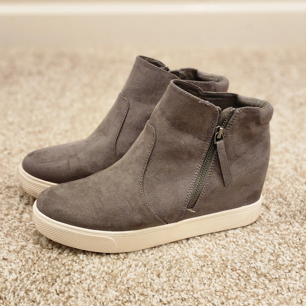 Universal Threads Wedge Heel Booties - image 4